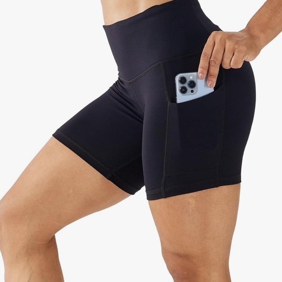 LOVESOFT • Workout Cycling Running Tights Yoga Shorts with Side Pockets - Picture 1 of 9